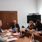 Донев и Ефремова обсъдиха с родители исканията за промени в политиките за майчинство