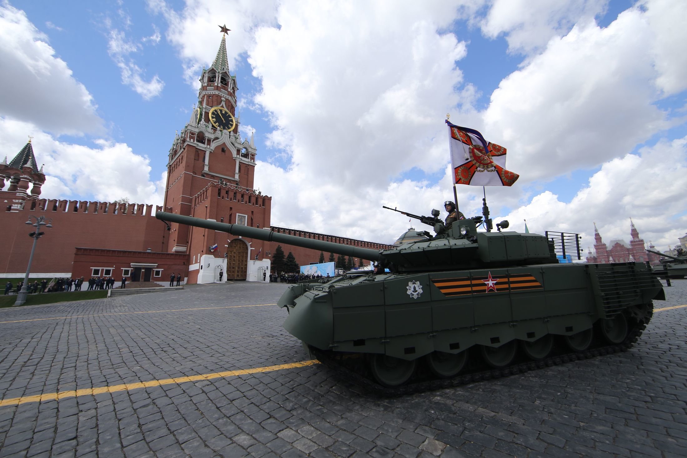 военен парад на победата 9 май москва червен площад