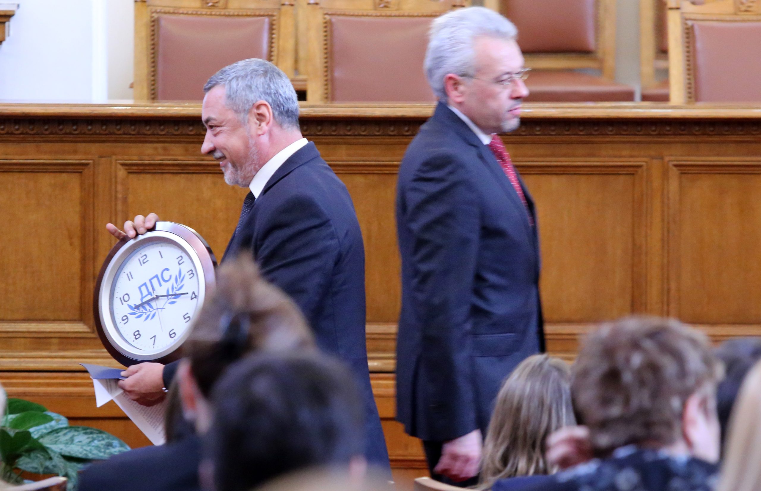 Парламент Валери Симеонов