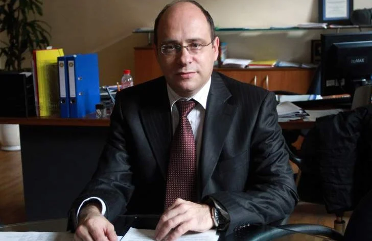 лазар лазаров