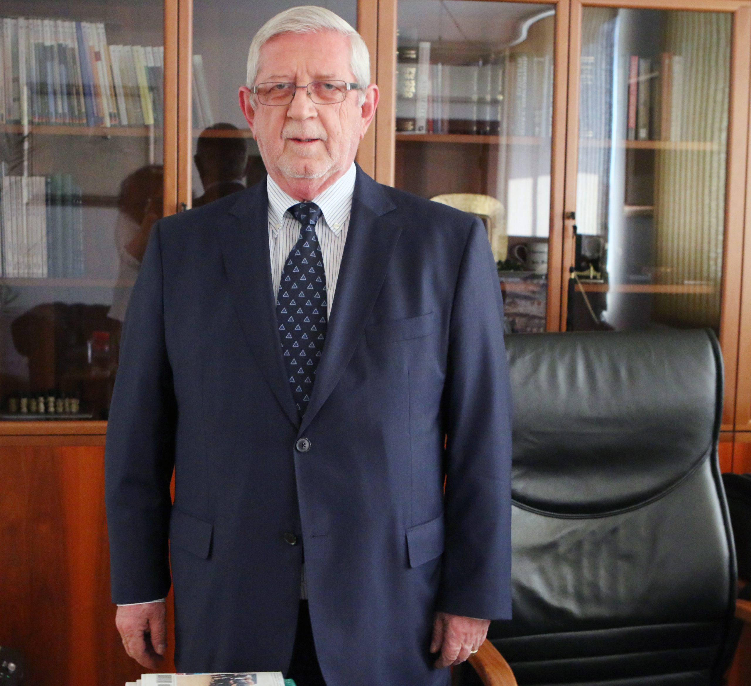 Григорий Вазов