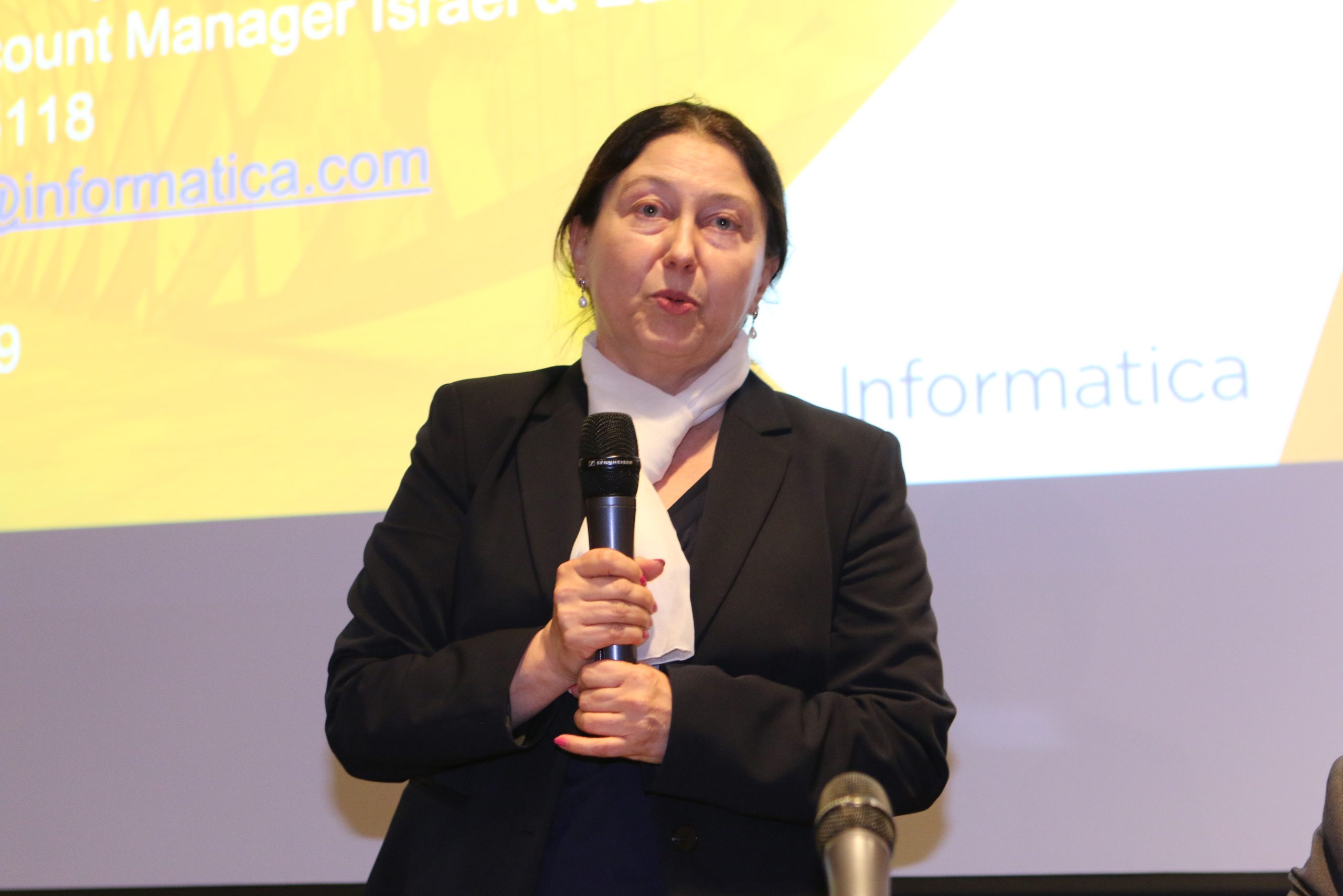 Конференция Банкер революция в банкирането Диана Джендова