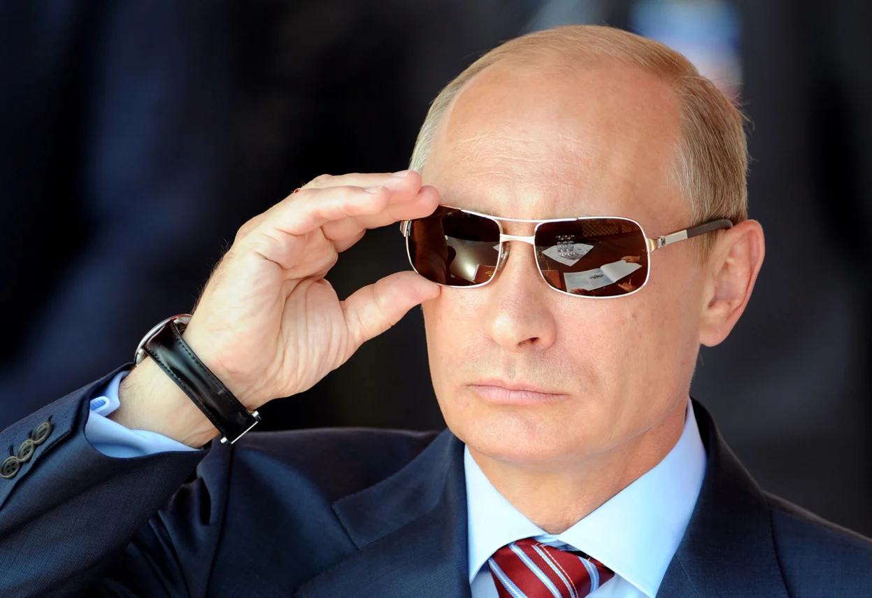 Путин в действие