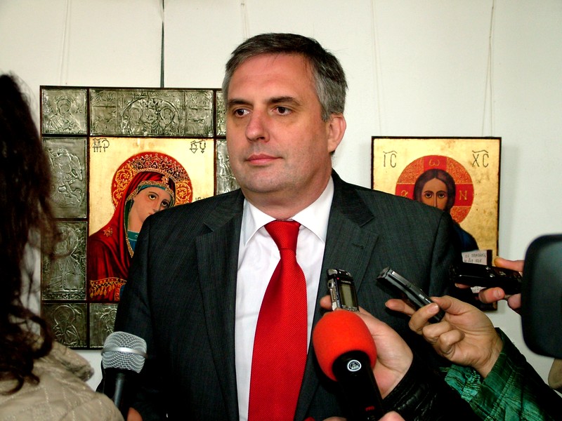 ивайло калфин