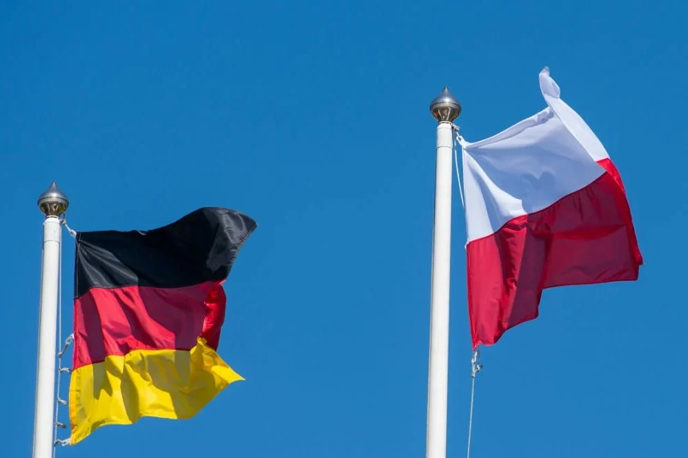 германия полша знамена