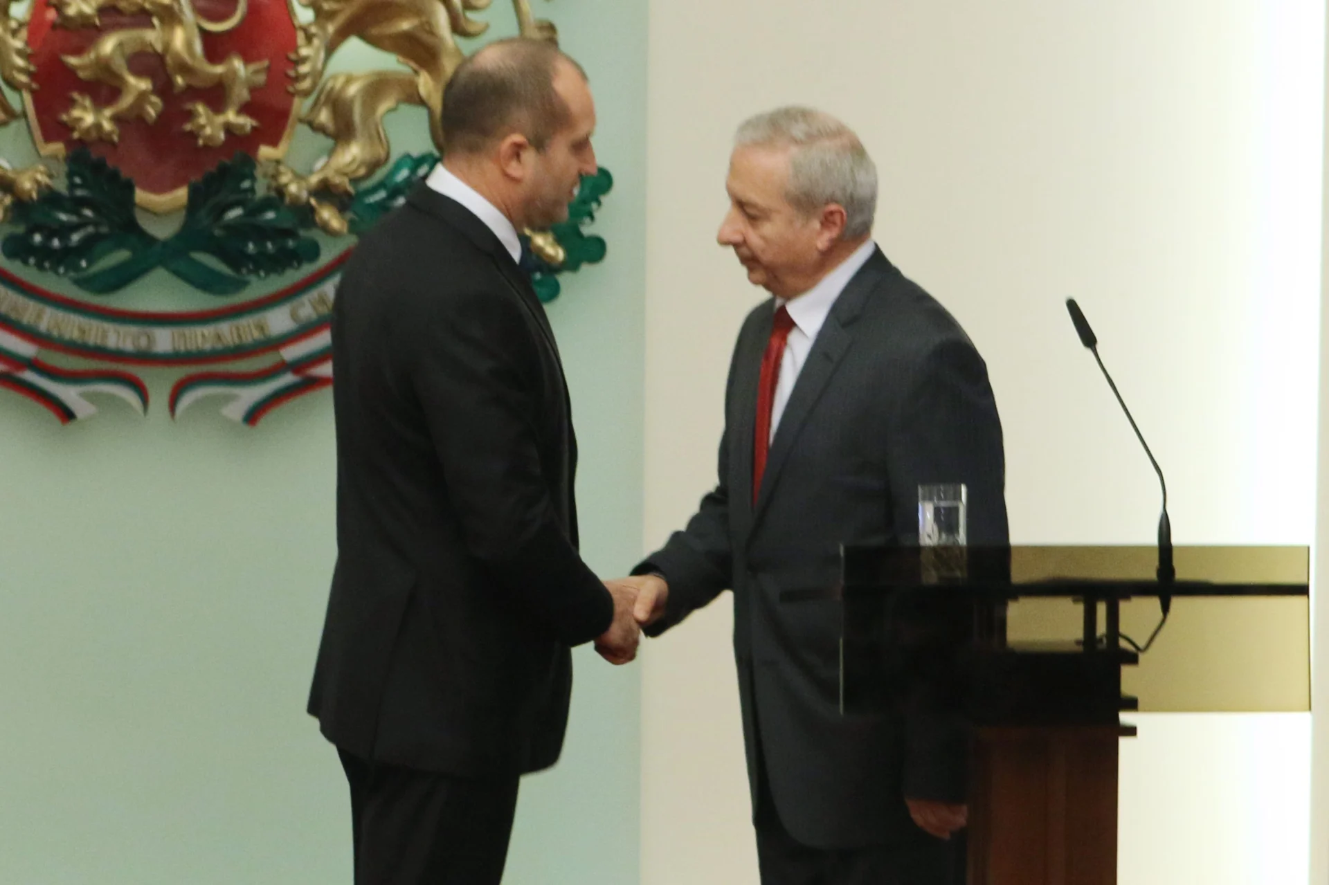 Президенство Служебно правителство Румен Радев Огнян Герджиков...