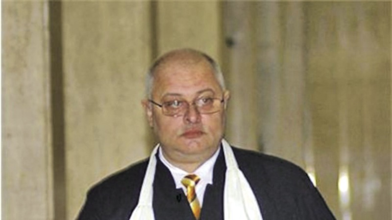 Съдия Мариян Марков тъне в неведение относно причината за покушението.