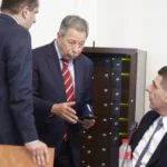 Парламентарна комисия отложи изслушването на шефовете на НСО и ДАНС заради спор