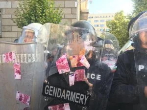 щитове с банкноти 500 евро