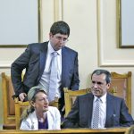 Премиерът Пламен Орешарски и вицето му Зинаида Златанова несъмнено ще търсят мнението и на финансовия министър Петър Чобанов за промени в правилата за принудително събиране на публични вземания с оглед пряката им връзка с бюджета.