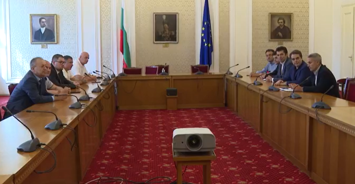 отцепниците от ИТН на преговори с ПП