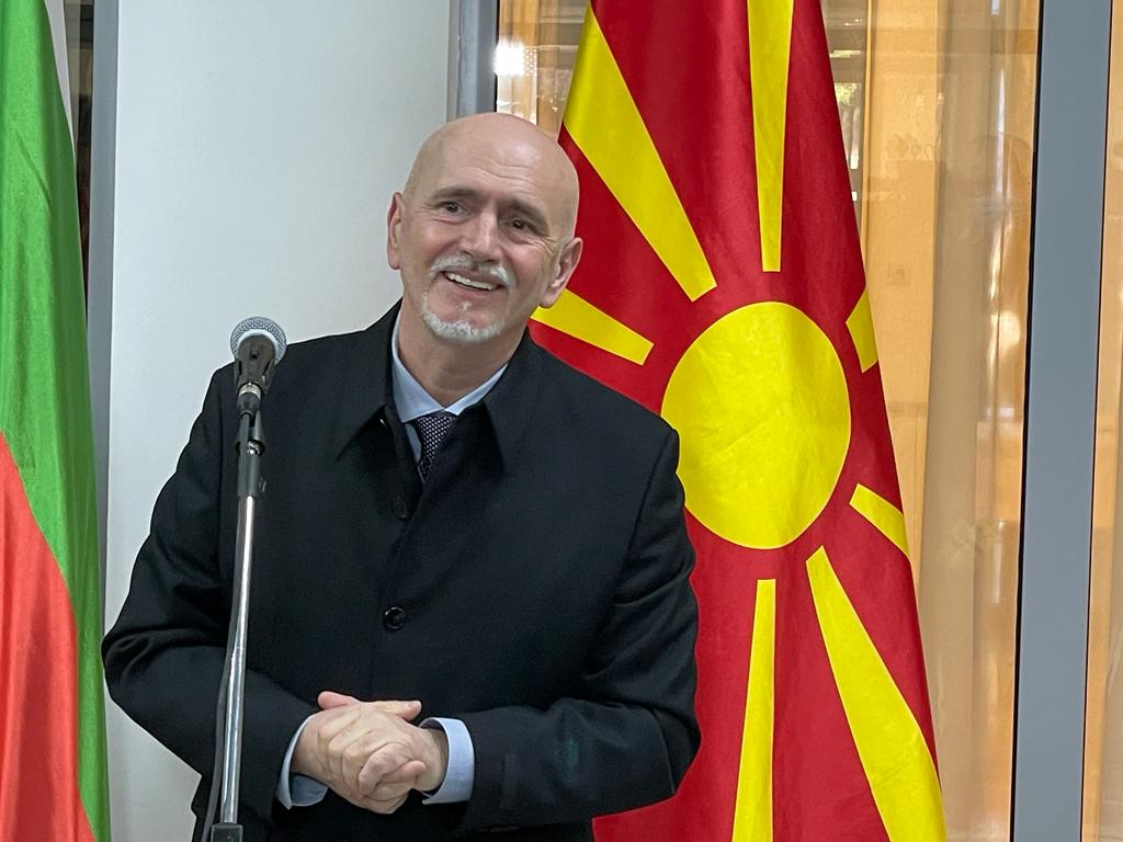 Николай Събев