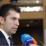 Кирил Петков