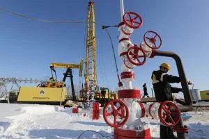 Европейският съюз удължи до 23 юли тавана на руския петрол от $44,10 за барел