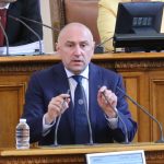 Парламент Любомир Каримански