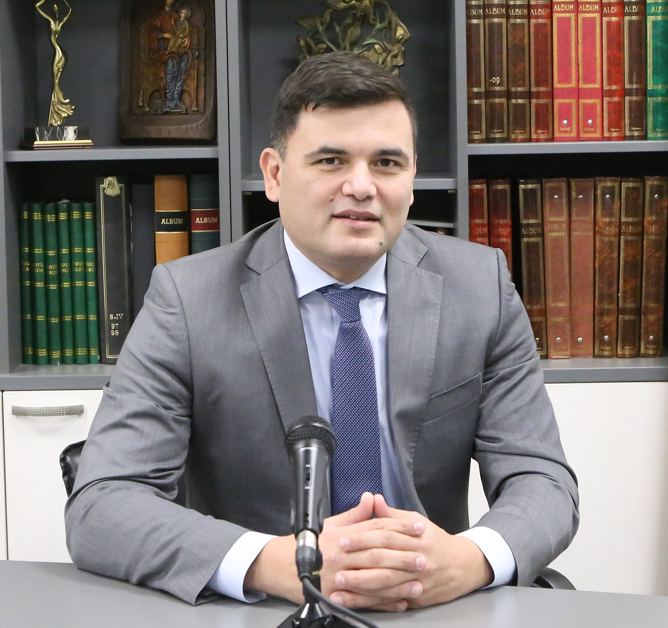 Лъчезар Богданов