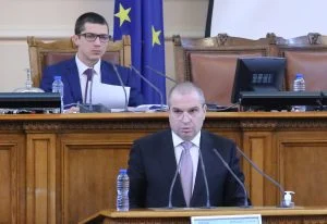 Парламент Гроздан Караджов