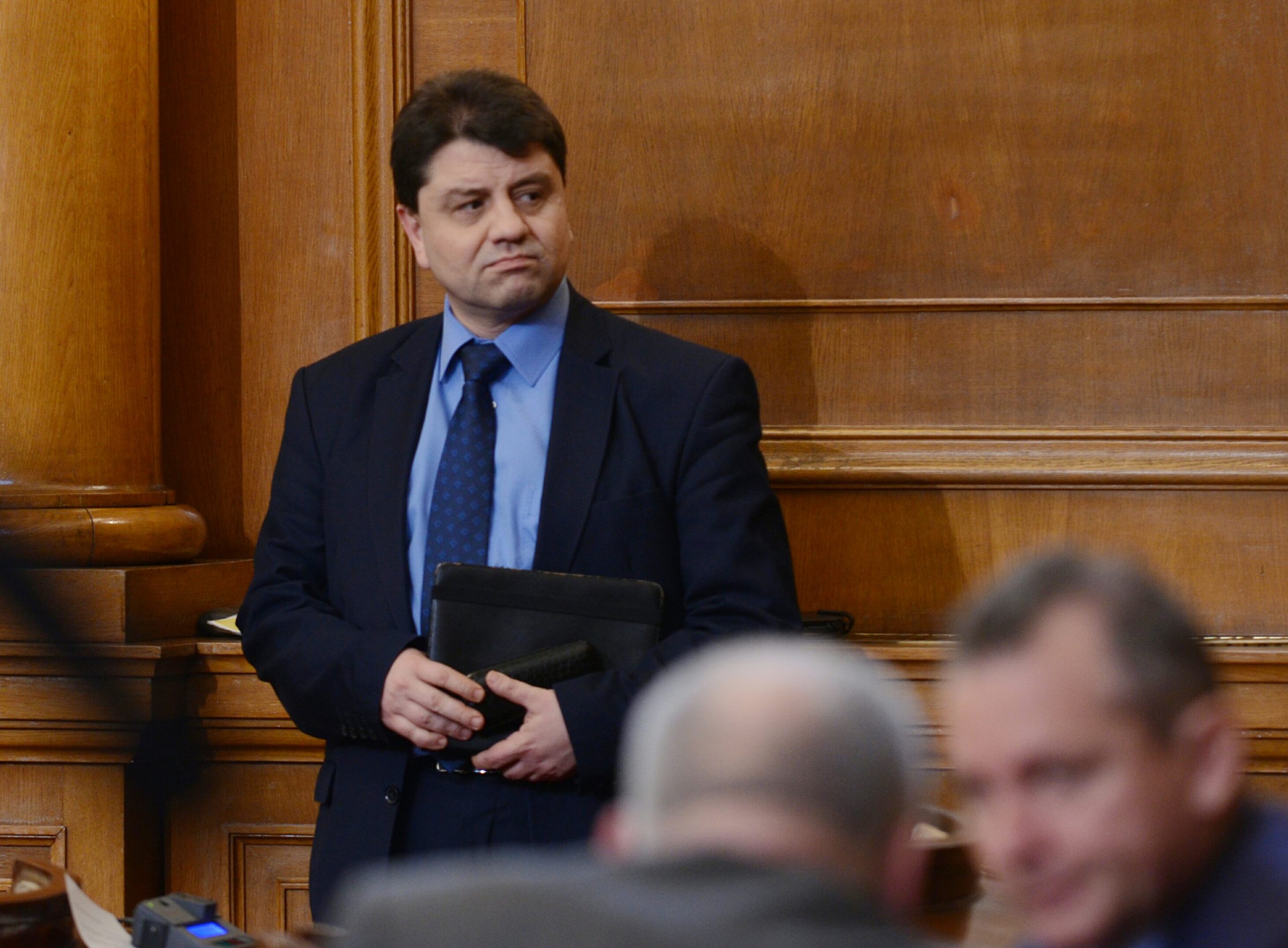 Парламент стратегия за националната сигурност Красимир Ципов