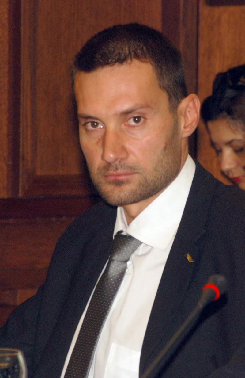 Владимир Владимиров