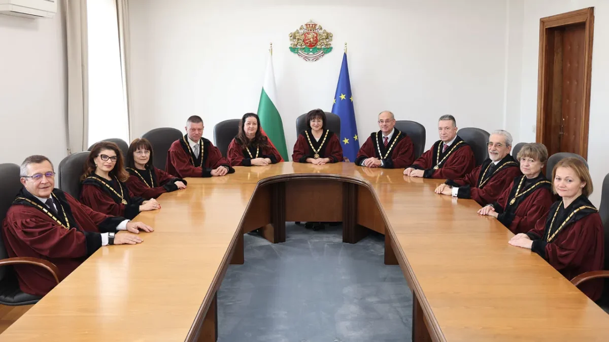 Конституционният съд (КС) отказа да разгледа искането за референдум за еврото