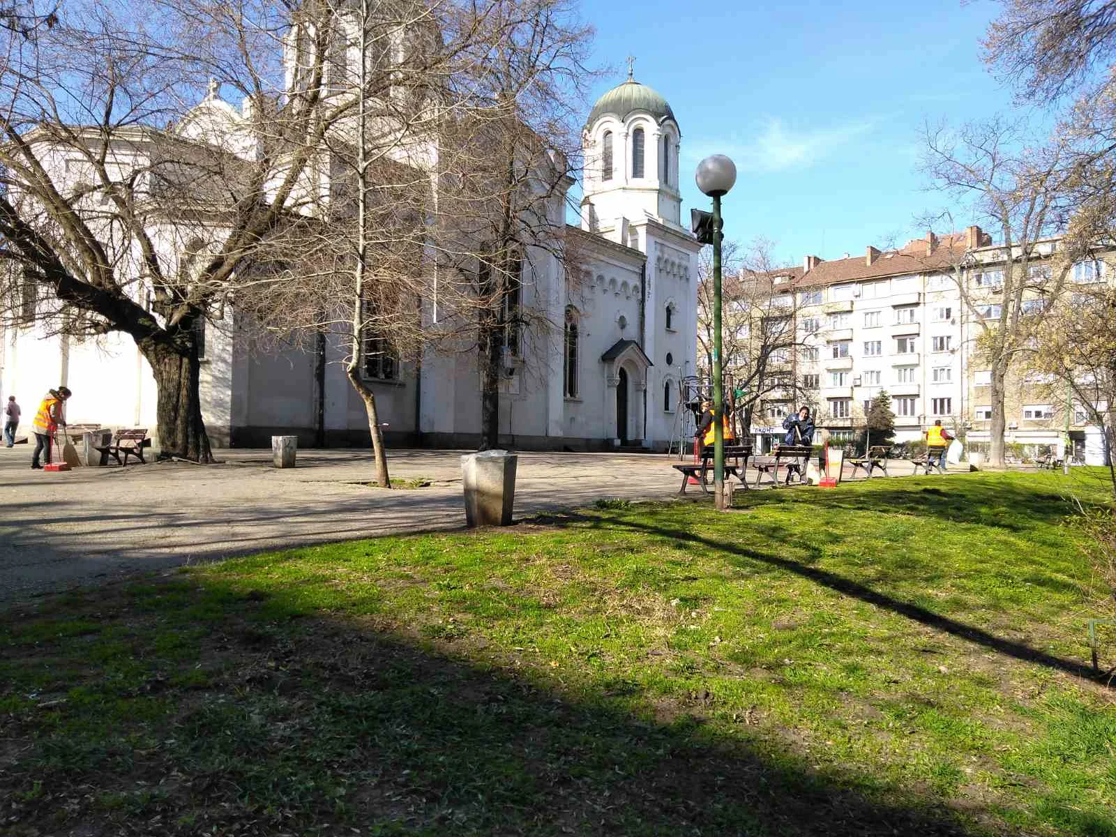 църква