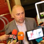 Парламент Любомир Каримански