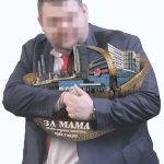 Делян Пеевски е стиснал покупки "за мама" - брой 04 (1176)