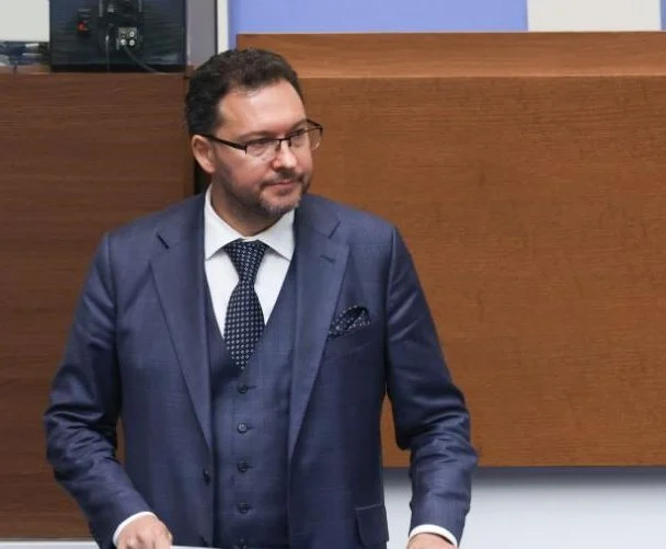Даниел Митов от ГЕРБ-СДС с декларация: Защитата на патриарх Кирил не прави България по-богата