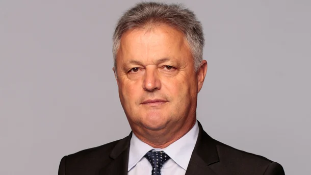 Пламен Манушев