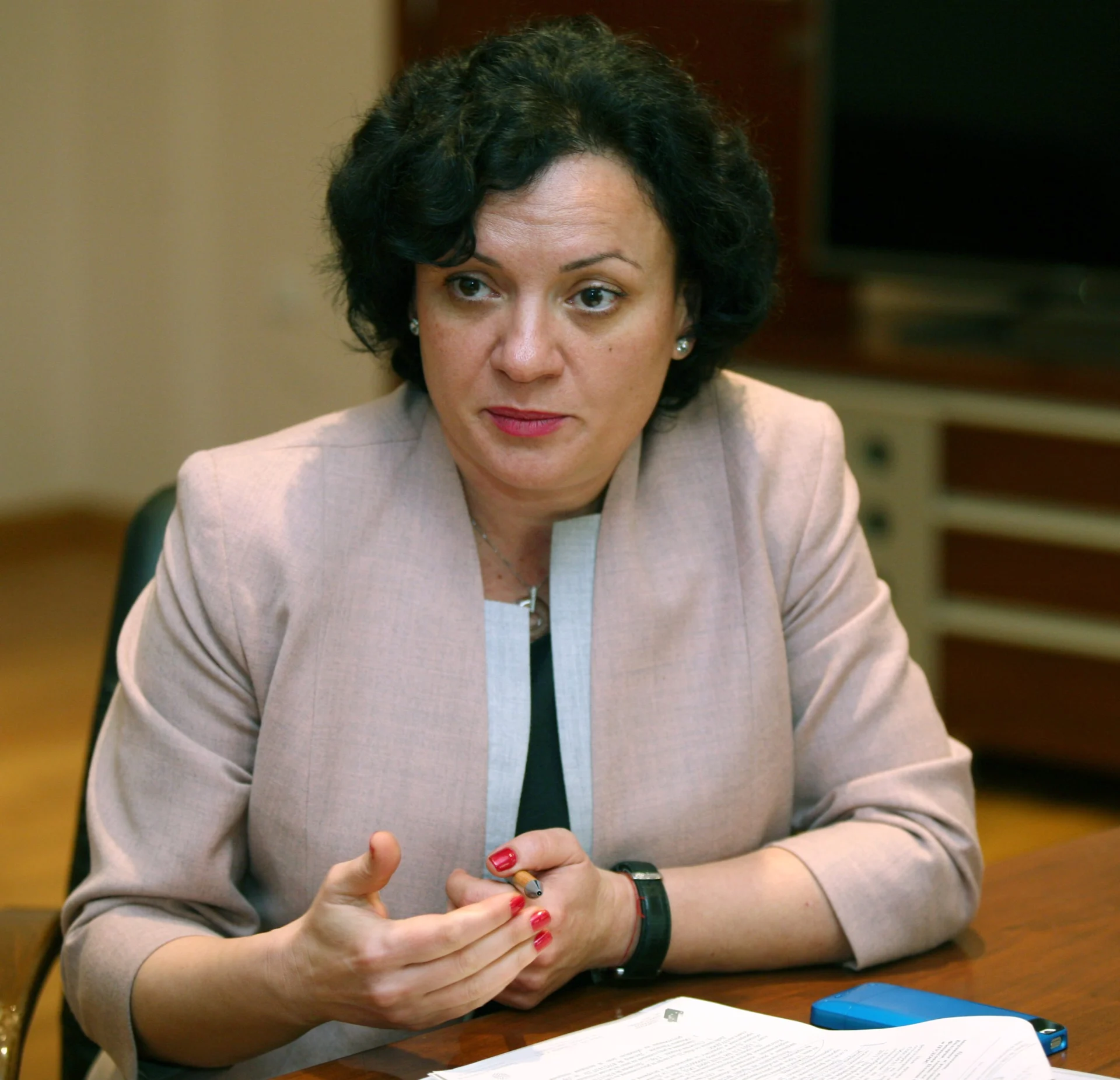 Ивелина Василева - министър на околната среда и водите МОСВ
