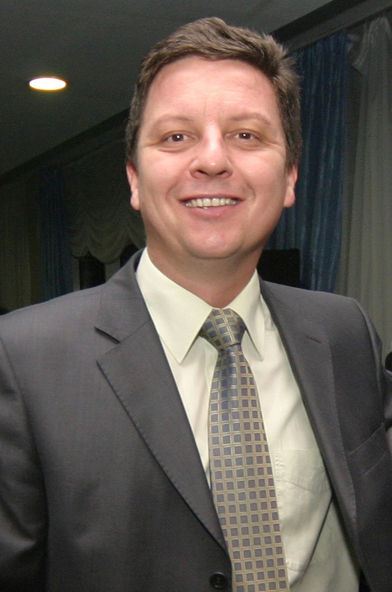 Петър Драмов