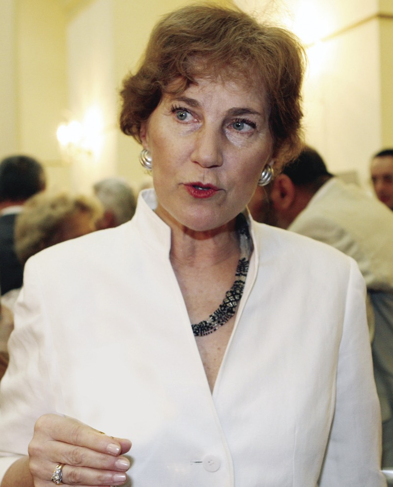 Елена Поптодорова