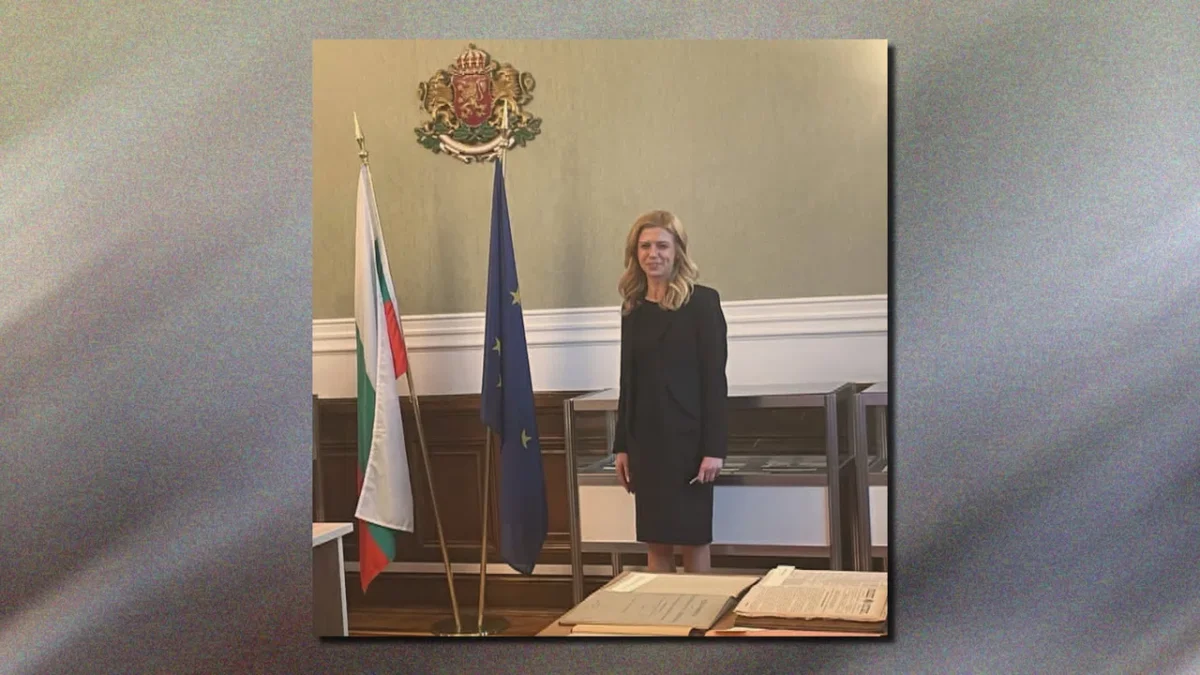 Кабинетът на Пеевски с герба в Народното събрание става читалня от днес