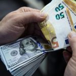 Доларът отново атакува паритет с еврото