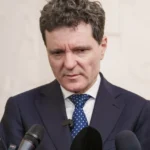 Президентът на Румъния обявява консултации за съставяне на ново правителство
