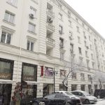 Бизнесът на Крум Лазев с “Детмаг” и “Мотел Божур” трови финансите на “ДСК Лизинг” и ОББ.