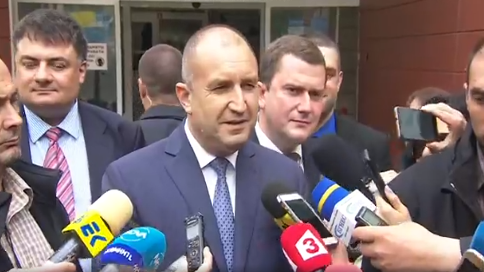 Румен Радев