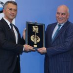 Банка на годината   наградата за ефективност -  УниКредит Булбанк Левон Хампарцумян