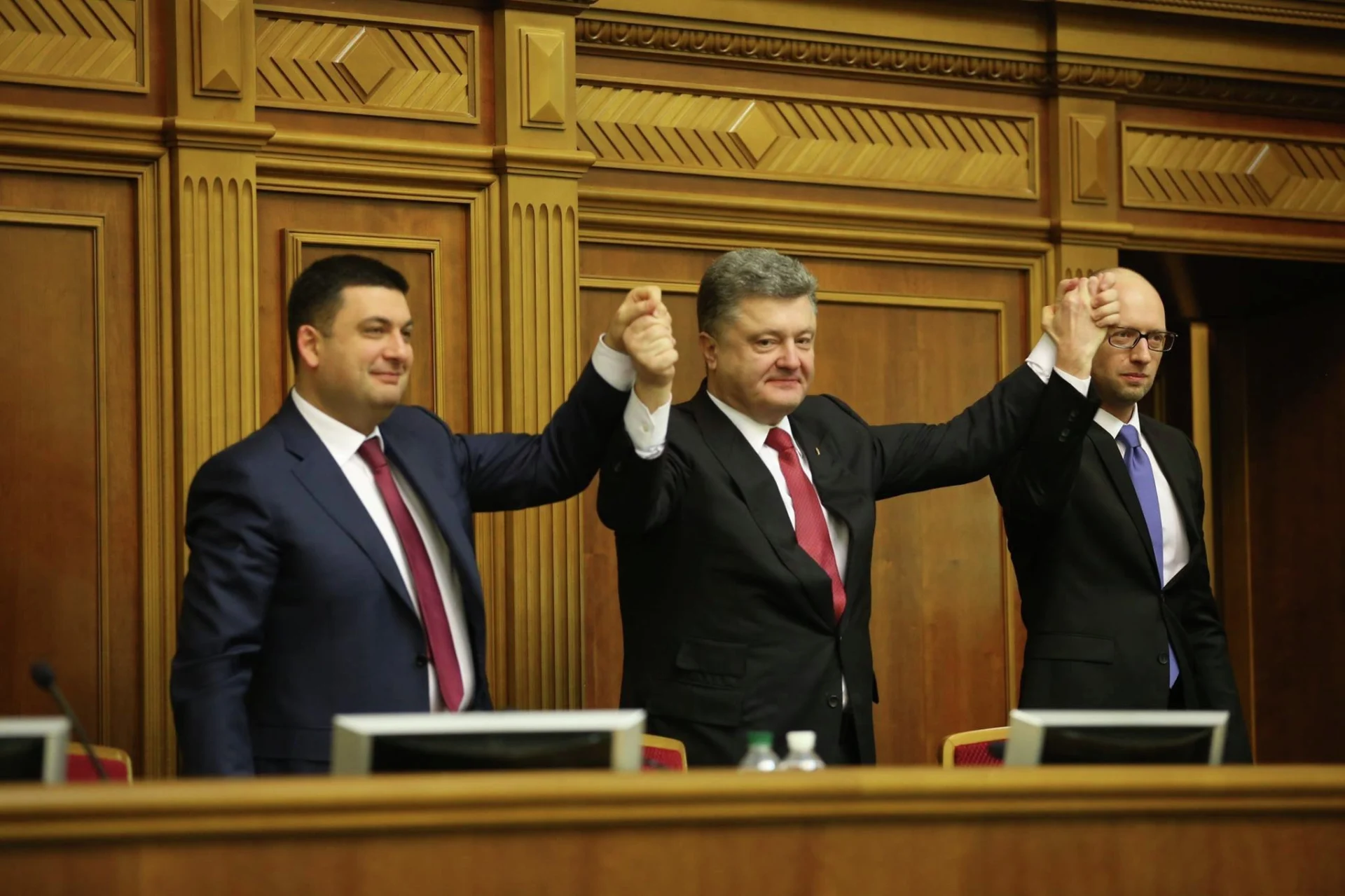 порошенко яценюк гросман