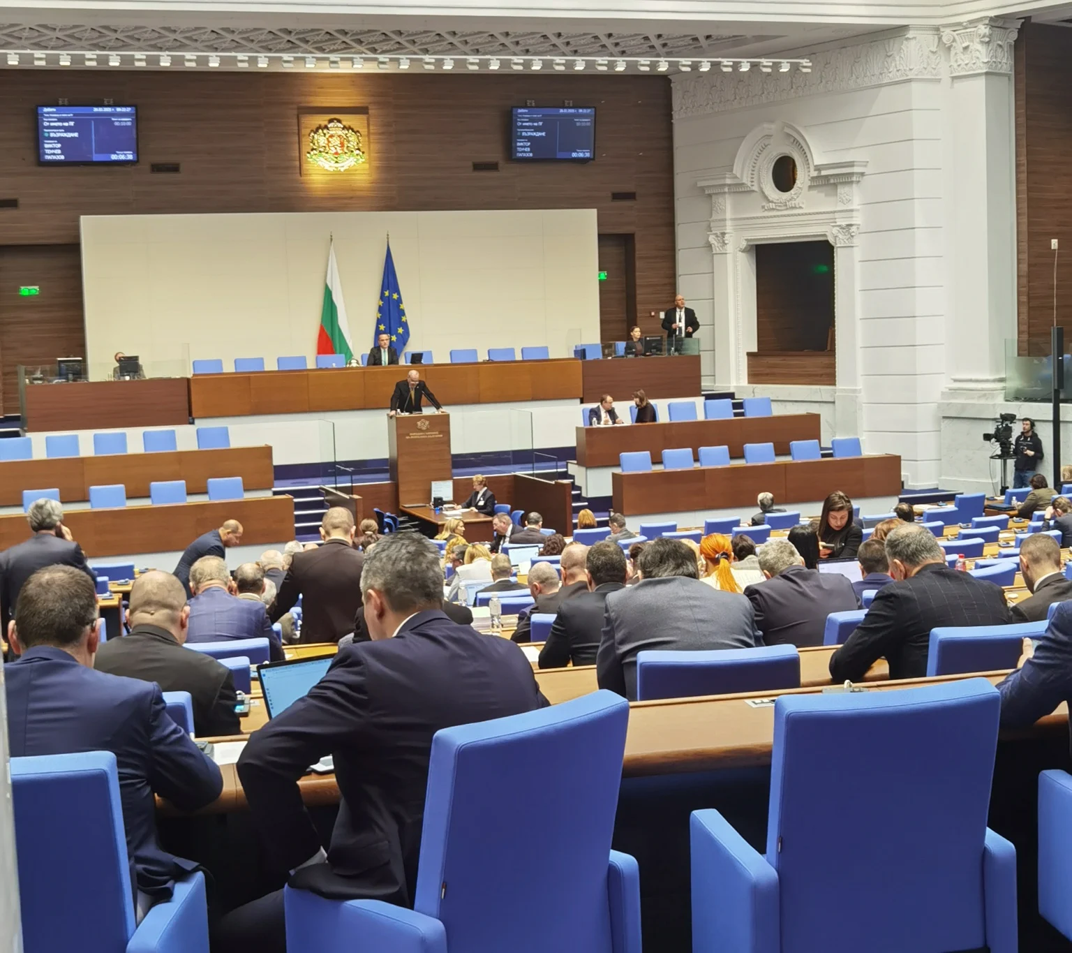 декларации, парламент, пленарна зала