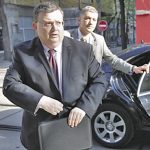 Главният прокурор Сотир Цацаров търси баланса в протестите.