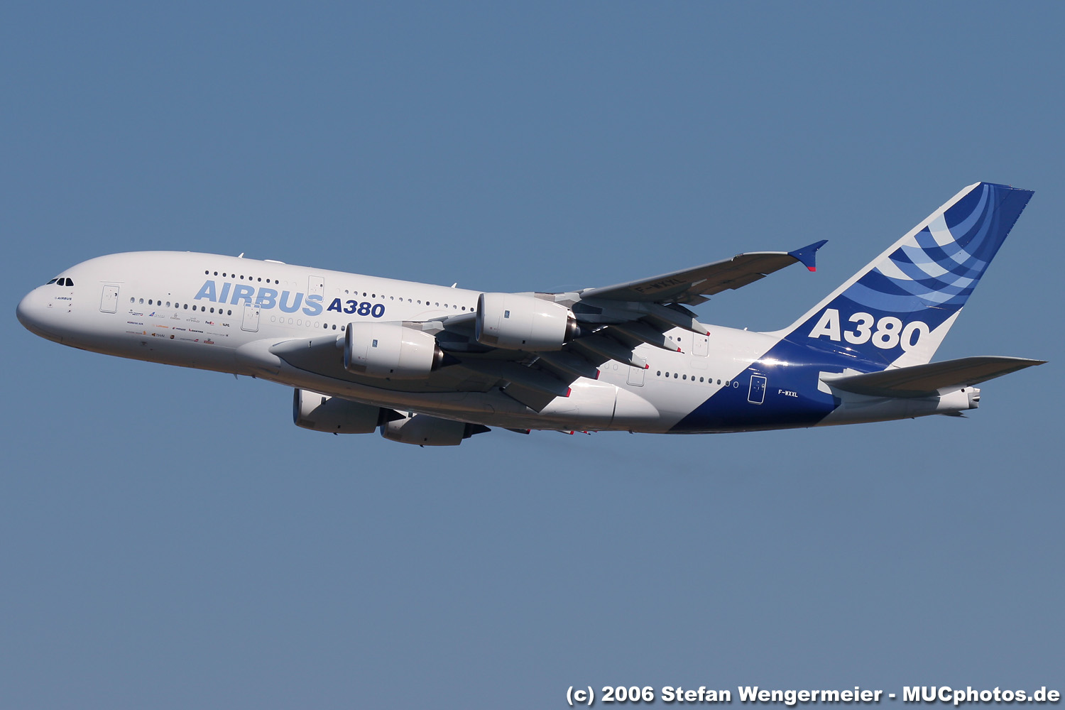 Самолета  Airbus ербъс A-380