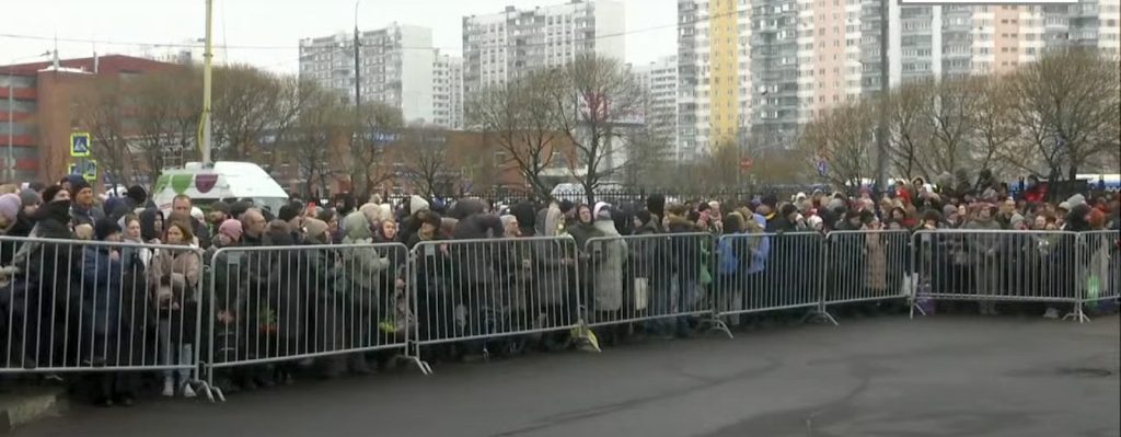 навални поклонение