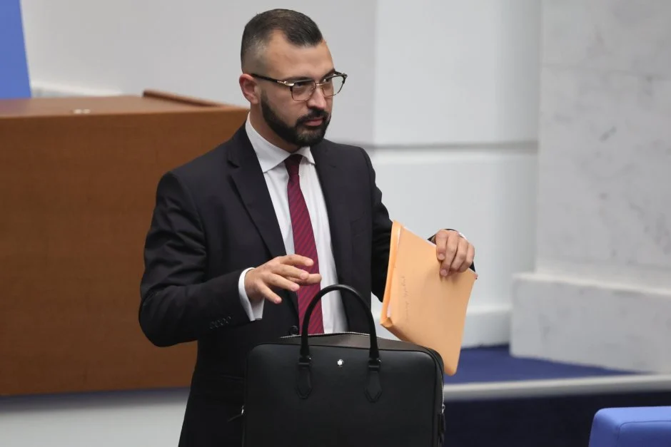 Комисията по образование в парламента ще обсъди 4 законопроекта за обучението по религия