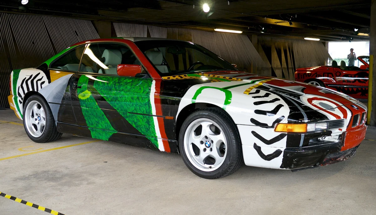 dizajn na dejvid hokni bmw art car no. 14 850csi david hockney 1995