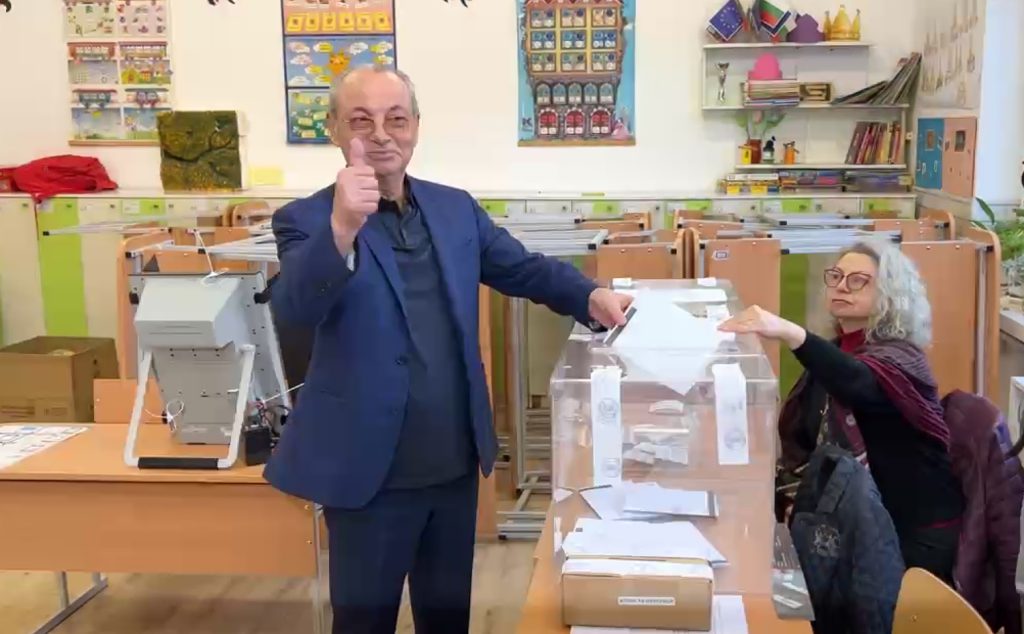 Ахмед Доган