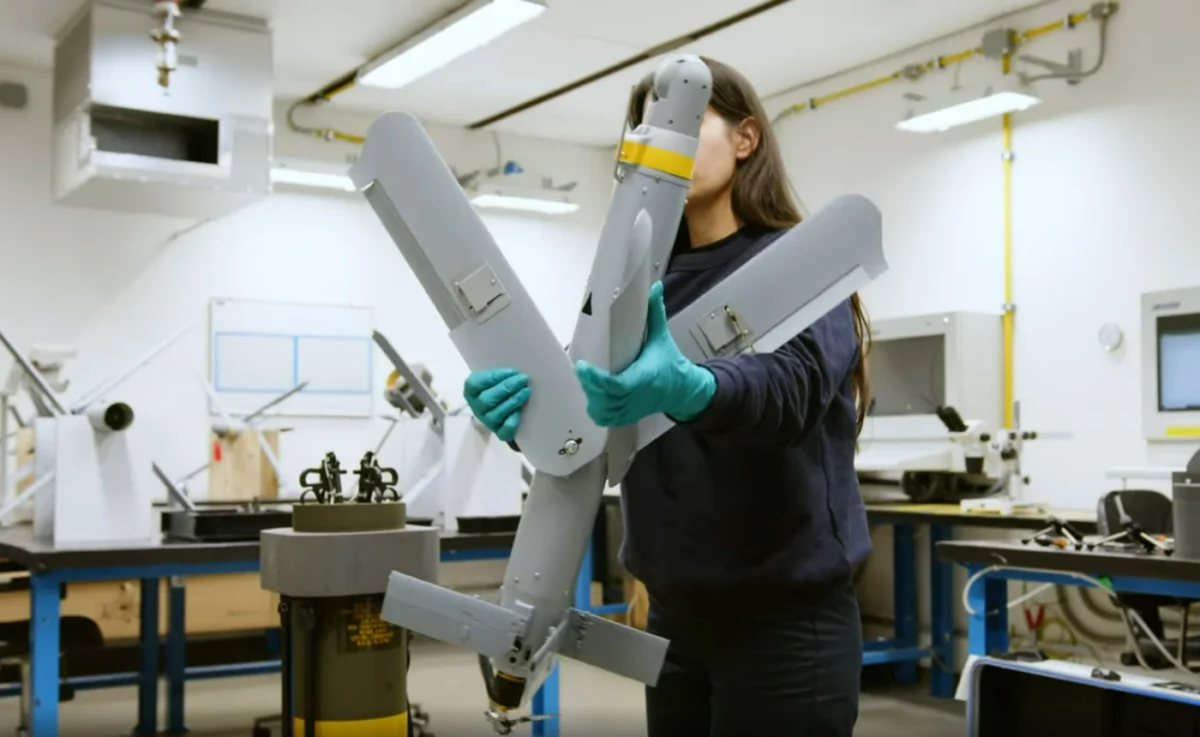 Германски стартъпи подготвят сделка за дронове „камикадзе“ с  dronove dron 2