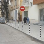 колчета срещу спиране на автомобили тротоар