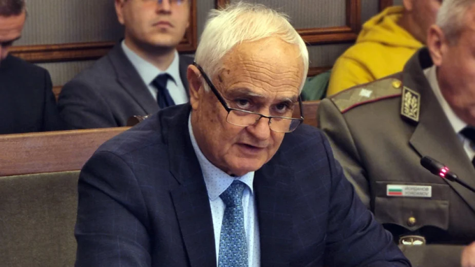 Комисията по отбрана одобри инвестиционния разход за нови трикоординатни радари Предложението