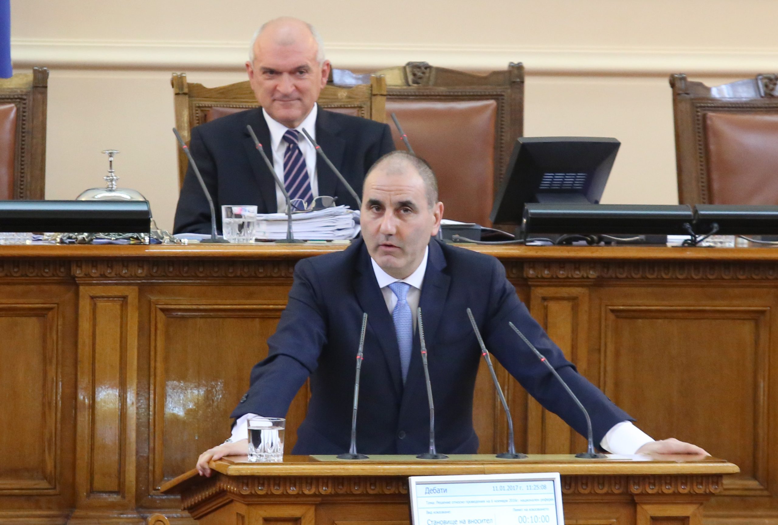 Парламент Цветан Цветанов